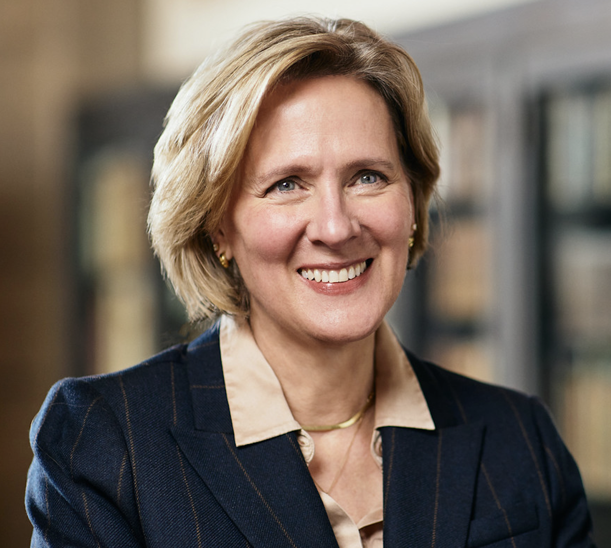 Karin Wulf