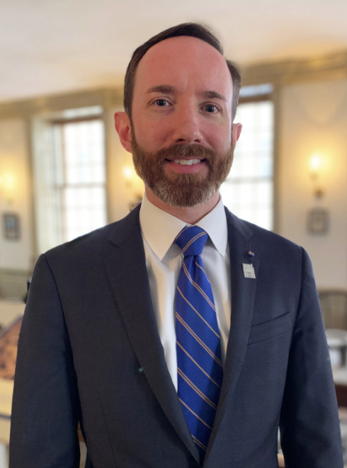 Scott Dwyer headshot